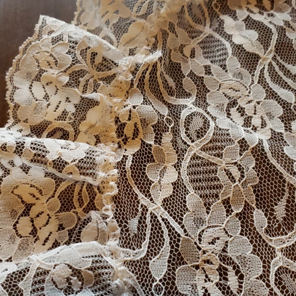 Doily - Picture 4 of 7